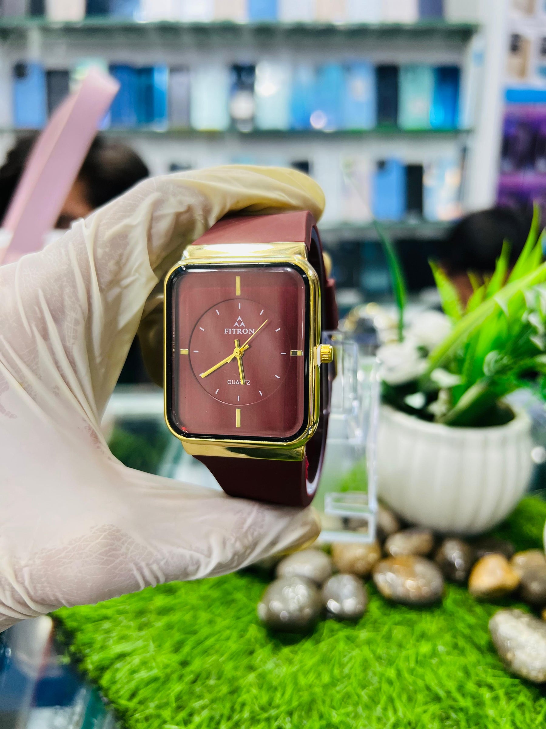 Elegant Fitron Quartz Watch✨