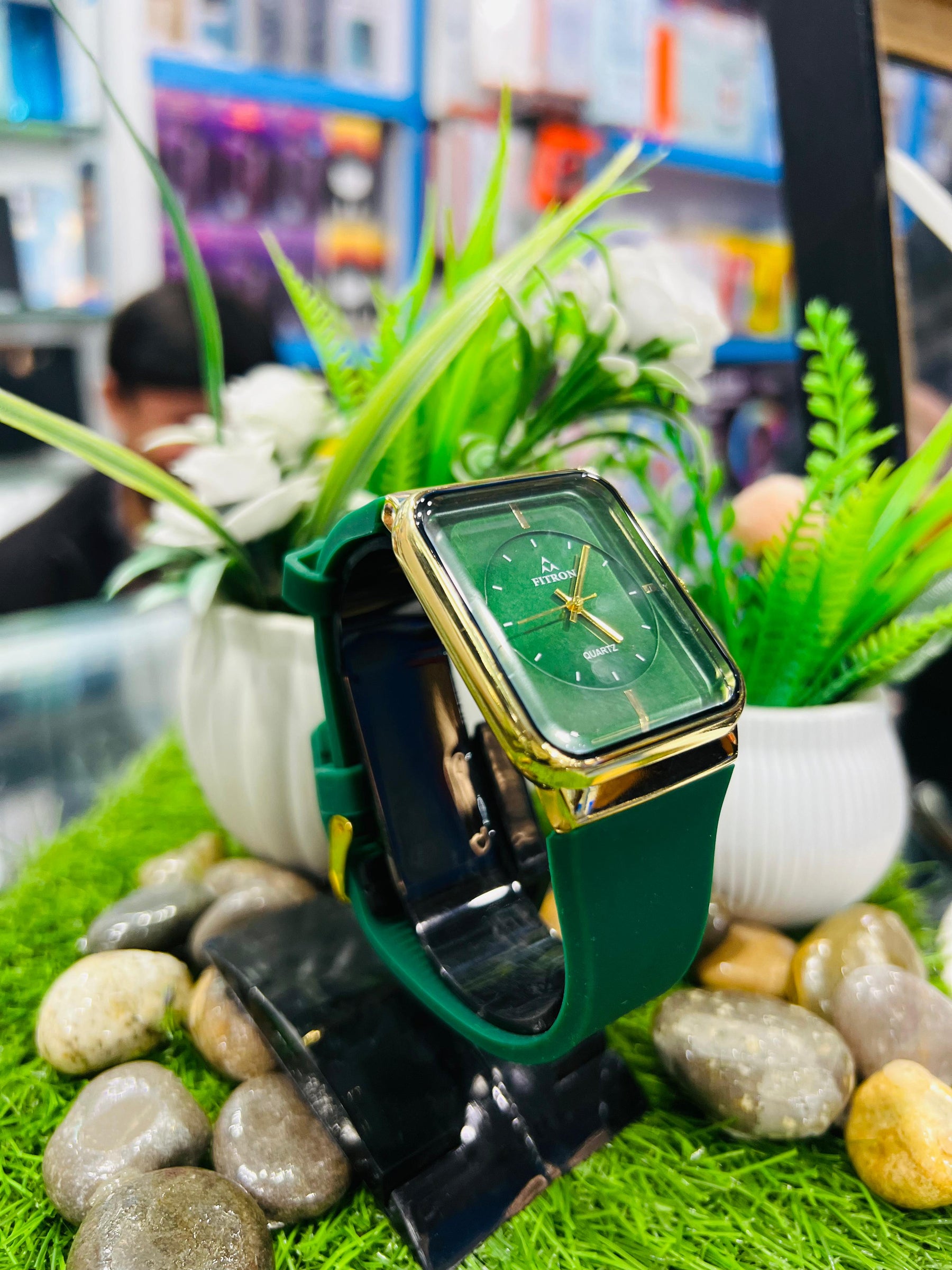 Elegant Fitron Quartz Watch✨
